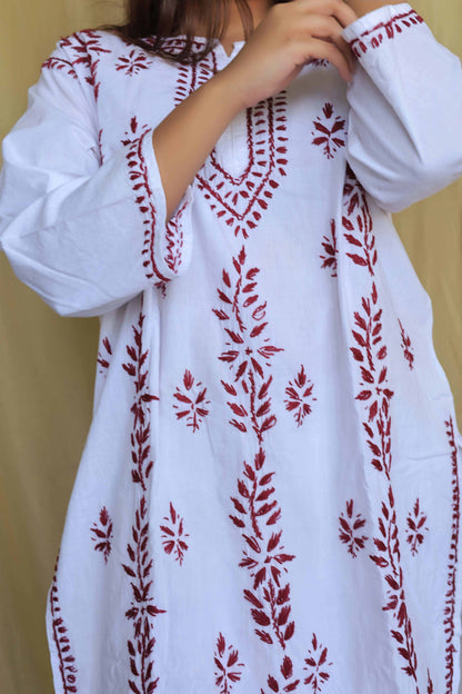 Aabdaar Cotton Chikankari Kurta - White